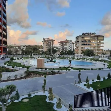 Havuzlu Site Dairesi * Alanya